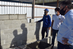 O secretário de Estado da Saúde, Beto Preto, visitou o Hospital Regional de Guaraqueçaba e as obras da maternidade anexa ao pronto socorro do município de Guaratuba nesta segunda-feira (5).
Foto: Américo Antonio/SESA