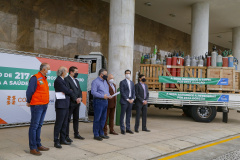 27.04.2021 - Doação de Cilindros da Copel para Sesa.
Secretario Saude Beto Preto, diretor presidente da Copel Daniel Pimentel Slaviero, diretor presidente da Copel Distribuição, Maximiliano Orfalil ,Felipe Leonardo Gomes, gerente geral da Refinaria Presidente Getúlio Vargas (Repar) e Ademar Traiano presidente da Assembleia.
Foto Gilson Abreu/AEN
