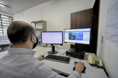 O Sistema de Informações para Gestão Ambiental e de Recursos Hídricos (SIGARH) passará a ser a única plataforma para protocolar requerimentos de outorga, uso insignificante e de anuência prévia.  -  Curitiba, 30/04/2021  -  Foto: Denis Ferreira Netto/IAT/SEDEST