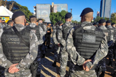 As equipes policiais do Batalhão de Operações Especiais (BOPE), treinadas para dar suporte às unidades de área da PM nas ocorrências de maior periculosidade estão na região de Cascavel nesta semana. A Operação Pronta Resposta IV foi lançada nesta terça-feira (18/05), no Centro da cidade, com a participação do Subcomandante-Geral da PM, coronel Rui Noé Barroso Torres.  -  Cascavel, 18/05/2021  -  Foto: PMPR