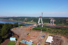 Andamento das obras na  Ponte da Integração Brasil - Paraguai, entre Foz do Iguaçu e Presidente Franco .08/04/2021 - Foto: Geraldo Bubniak/AEN