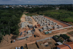 A obra de construção do condomínio para idosos em Prudentópolis, do programa Viver Mais Paraná, do Governo do Estado, ultrapassou 60% de execução O empreendimento, que recebe mais de R$ 4 milhões de investimento do tesouro estadual, será entregue ainda este ano à população, de acordo com os representantes da Cohapar que vistoriaram os trabalhos nesta segunda-feira (24). Foto: Alessandro Vieira/AEN
