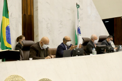 O secretário de Estado da Fazenda, Renê Garcia Junior, apresentou durante audiência pública na tarde desta terça-feira (25), na Assembleia Legislativa do Paraná, os resultados contábeis do Paraná referentes ao 1º quadrimestre de 2021, e ressaltou a premente necessidade de suplementação orçamentária para fazer frente ao aumento de despesas. Foto: Ari Dias/AEN