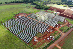 A Copel colocou em operação hoje, dia 1º, as três primeiras unidades geradoras da Usina Solar Fotovoltaica Bandeirantes, construída no norte do Paraná. Inicialmente a usina vai funcionar com 3 MWp (megawatt-pico, unidade de potência de energia fotovoltaica). - Curitiba, 01/03/2021  -  Foto: Divulgação Copel
