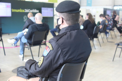 As forças policiais da Secretaria de Estado da Segurança Pública (Sesp) continuam sendo vacinadas contra a Covid 19 nas cidades sedes de regionais de saúde do estado. A distribuição das doses segue os critérios e cronograma estabelecidos pela Secretaria de Estado da Saúde (Sesa), a partir dos lotes recebidos do Ministério da Saúde e a aplicação é feita pelas equipes municipais de Saúde.  -  Curitiba, 08/06/2021  -  Foto: SESP/PR