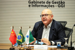 Integrantes do Grupo de Trabalho do Plano Estadual Ferroviário detalharam nesta sexta-feira (11) o projeto de execução da Nova Ferroeste a representantes do Consulado da China em São Paulo. Participaram do encontro virtual a cônsul no estado, Chen Peijie, e o conselheiro comercial He Jim.  -  Curitiba, 11/06/2021  -  Foto: José Fernando Ogura/AEN