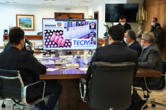 O governador Carlos Massa Ratinho Junior se reuniu nesta sexta-feira (18), no Palácio Iguaçu, com representantes do Instituto de Tecnologia do Paraná (Tecpar) e das empresas Pfizer e Orygen a fim de avaliar a parceria para futura produção conjunta de três medicamentos.Foto: José Fernando Ogura/AEN