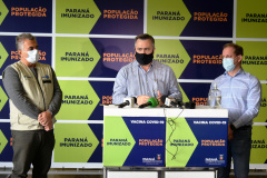 Governo muda estratégia de distribuição e pretende vacinar 80% da população até agosto

Foto: Américo Antonio/Sesa