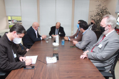 Visita técnica da comitiva formada por membros do Ministério da Infraestrutura, do Ministério da Economia e da Secretaria de Infraestrutura e Logística  e da Nova Ferroeste em Foz do Iguaçu  -  Foz do Iguaçu, 24/06/2021  -  Foto: Alessandro Vieira/AEN