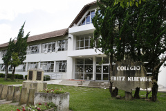 Colegio Estadual de Campo Fritz Kliewer na Colonia Witmarsum na cidade de Palmeiras onde os alunos tem aula de alemao. 03-12-14. Foto: Hedeson Alves