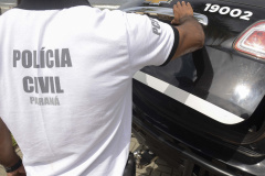 Três pessoas foram presas na manhã desta quinta-feira (24), em São José dos Pinhais, na Região Metropolitana de Curitiba e na capital paranaense.  

Foto: Fabio Dias/Polícia Civil
