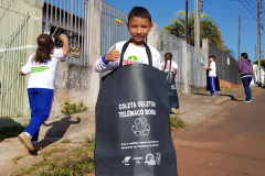 Junho foi marcado com ações em prol do meio ambiente. A Sedest e o IAT promoveram lives, distribuição de mudas em troca de alimentos, produção de vídeos institucionais e campanha nas redes sociais. O objetivo foi despertar a educação ambiental em toda a sociedade  - Curitiba, 30/06/2021  -  Foto: Gabriel Portugal Sorrentino