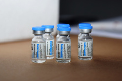 vacinas da Janssen; pacotão desse lote ultrapassa 900 mil doses Foto: Américo Antonio/Sesa