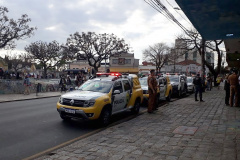 Fiscalizações da AIFU interditam 11 pontos comerciais e dispersam 1,1 mil pessoas neste final de semana em Curitiba
Foto: PMPR