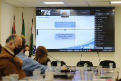 O secretario do Estado da Saude, Beto Preto reunido com as regionais de Saude junto com o Ministério da Saude sobre a analise e resultados da investigação da variante Delta.Foto: Geraldo Bubniak/AEN