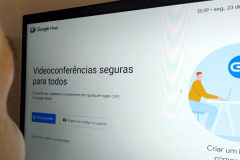 Universidade investe R$ 215 mil em plataforma educacional da Google. Foto: UEM