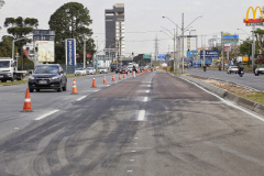 A Coordenação da Região Metropolitana de Curitiba (Comec) concluiu nesta segunda-feira, 23, as obras no cruzamento da Avenida Comendador Franco (Avenida das Torres), em São José dos Pinhais, com a Avenida Rui Barbosa. Foto: Gilson Abreu/AEN
