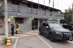 A Polícia Civil do Paraná (PCPR) prendeu 10 pessoas, de 23 a 28 anos, suspeito de envolvimento no tráfico de drogas sintéticas e associação ao tráfico, nesta terça-feira (14), em Curitiba, Guarapuava e Londrina. -  Curitiba, 14/09/2021  -  Foto: PCPR
