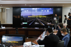 O secretário estadual da Infraestrutura e Logística, Sandro Alex e o  o secretário de Planejamento e Projetos Estruturantes do Paraná, Valdemar Bernardo Jorge participam de Webinar dos Portos do Paraná sobre o Potencial de Movimentacao de Cargas  para o projeto da Nova Ferroeste,  na A Federação das Indústrias do Estado do Paraná (Fiep). 15/09/2021 - Foto: Geraldo Bubniak/AEN