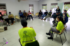 A Portos do Paraná promoveu na quinta-feira (16), na bacia hidrográfica do Baixo Rio Cachoeira, em Antonina, uma reunião com agricultores locais sobre o Programa de Recuperação de APPs Degradadas (PRAD).  - Paranaguá, 17/09/2021  -  Foto: Pierpaolo Notta/Portos do Paraná