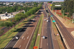O Departamento de Estradas de Rodagem do Paraná (DER/PR) liberou neste final de semana o tráfego de veículos sobre a nova trincheira da BR-277 em Santa Terezinha de Itaipu, na região Oeste.  -  Curitiba, 27/09/2021  -  Foto: DER
