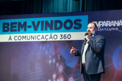 O secretário da Comunicação e da Cultura do Paraná, João Evaristo Debiasi  recebe novos contratados do Serviço Social Autônomo E-Paraná Comunicação (E-PR) nesta segunda-feira (04), no Museu Oscar Niemeyer (MON), em Curitiba.   04/10/2021 - Foto: Geraldo Bubniak/AEN