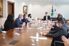 O governador Carlos Massa Ratinho Junior recebe nesta terça-feira (5) os reitores das universidades estaduais e o o superintendente de Ciência, Tecnologia e Ensino Superior, Aldo Bona.    - 05/10/2021 - Foto: Geraldo Bubniak/AEN