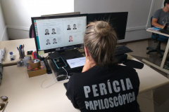A Polícia Civil do Paraná (PCPR) possui um sistema para auxiliar na busca de pessoas desaparecidas. Trata-se de progressão de idade digital que possibilita o envelhecimento da fotografia e faz uma representação da face em data mais atual. O trabalho, iniciado em 1994, já ajudou na busca de diversas pessoas, principalmente crianças. - Curitiba, 15/10/2021 - Foto: PCPR