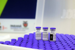 Estado receberá mais de 228 mil vacinas da Pfizer para adolescentes em geral. Foto: Américo Antonio/SESA