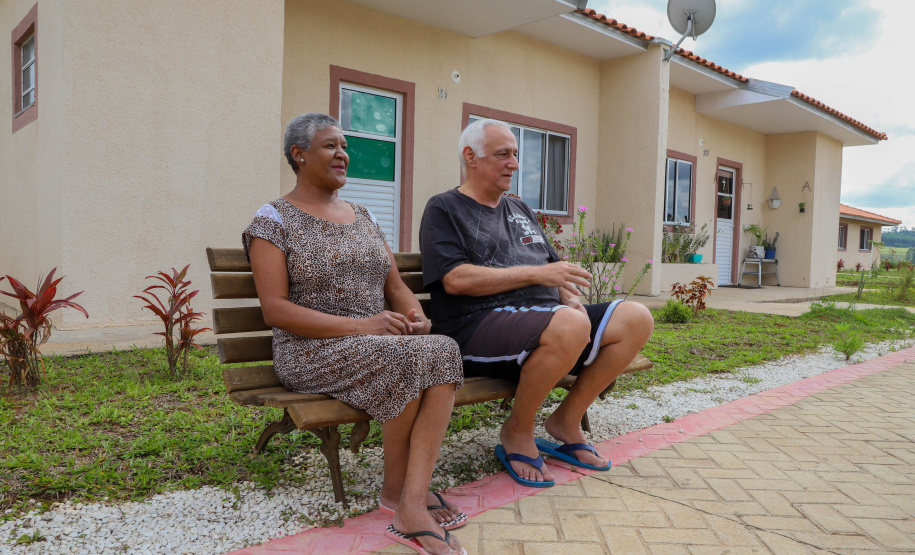 Condomínios melhoram condições de moradia e facilitam acesso a serviços públicos para idosos