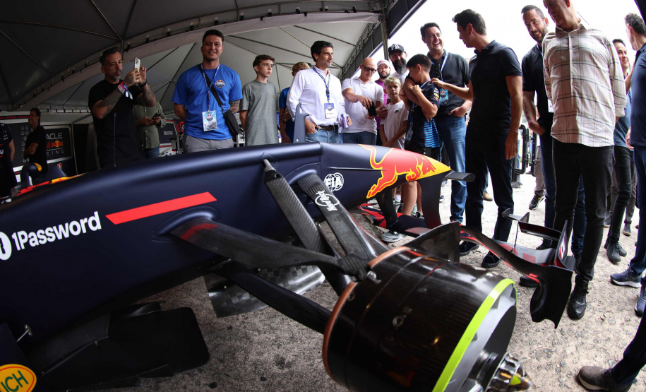 RED BULL