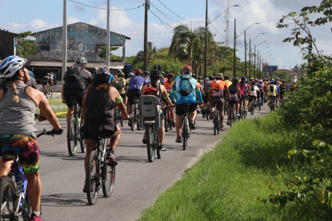 Pedala Paraná reune mais de 200 ciclistas de todo Paraná em desafio de 27 quilômetros, no litoral
